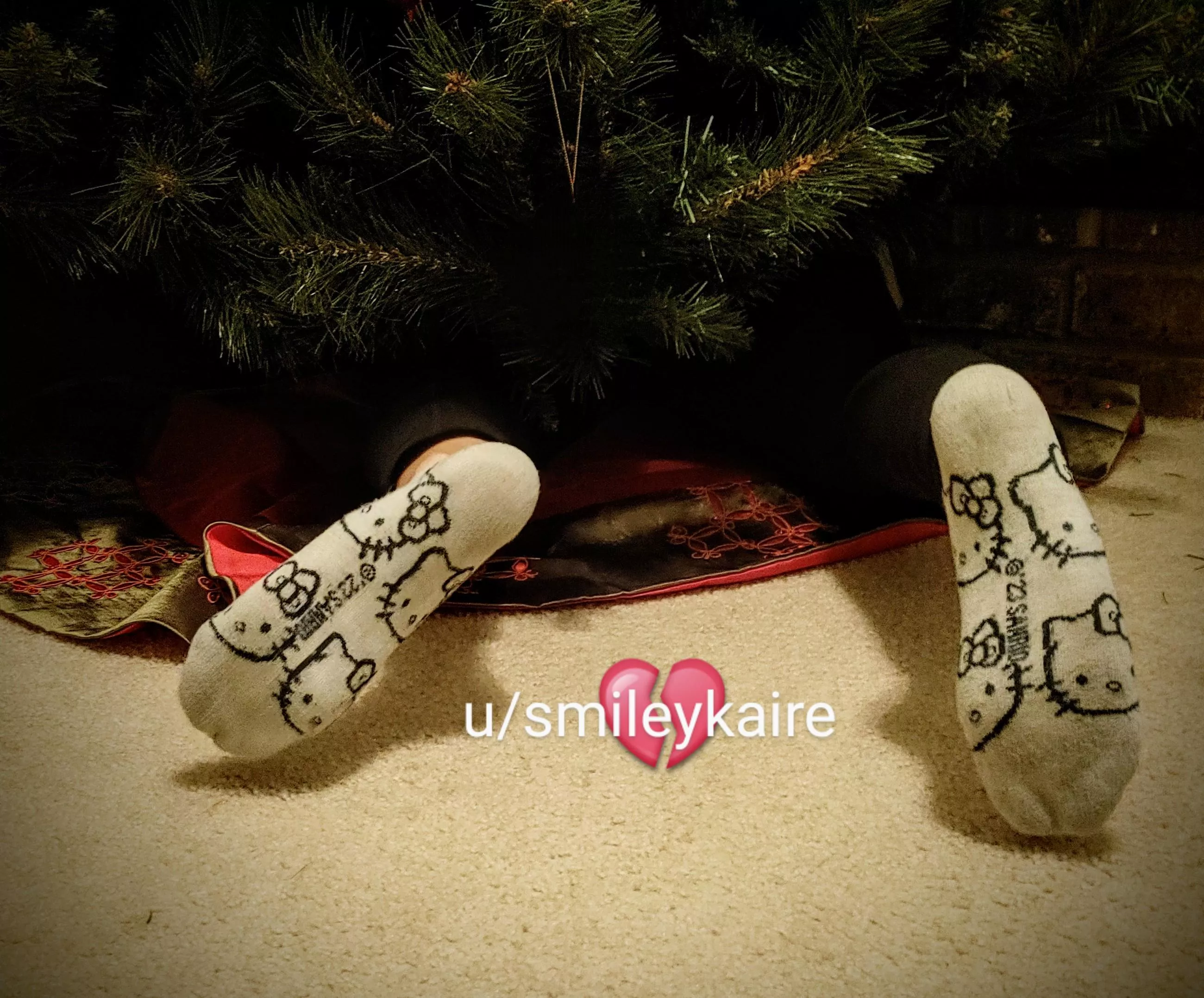 Santa leaves you a girl in her sweaty socks stuffed under the tree this year, best Xmas ever or...? 🤭[F] (oc) 