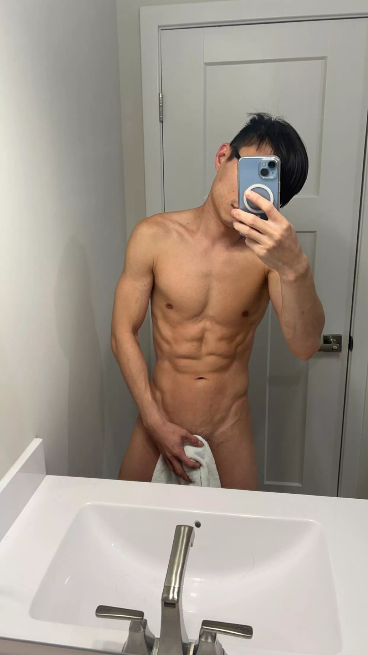 Should I drop the towel? 😈