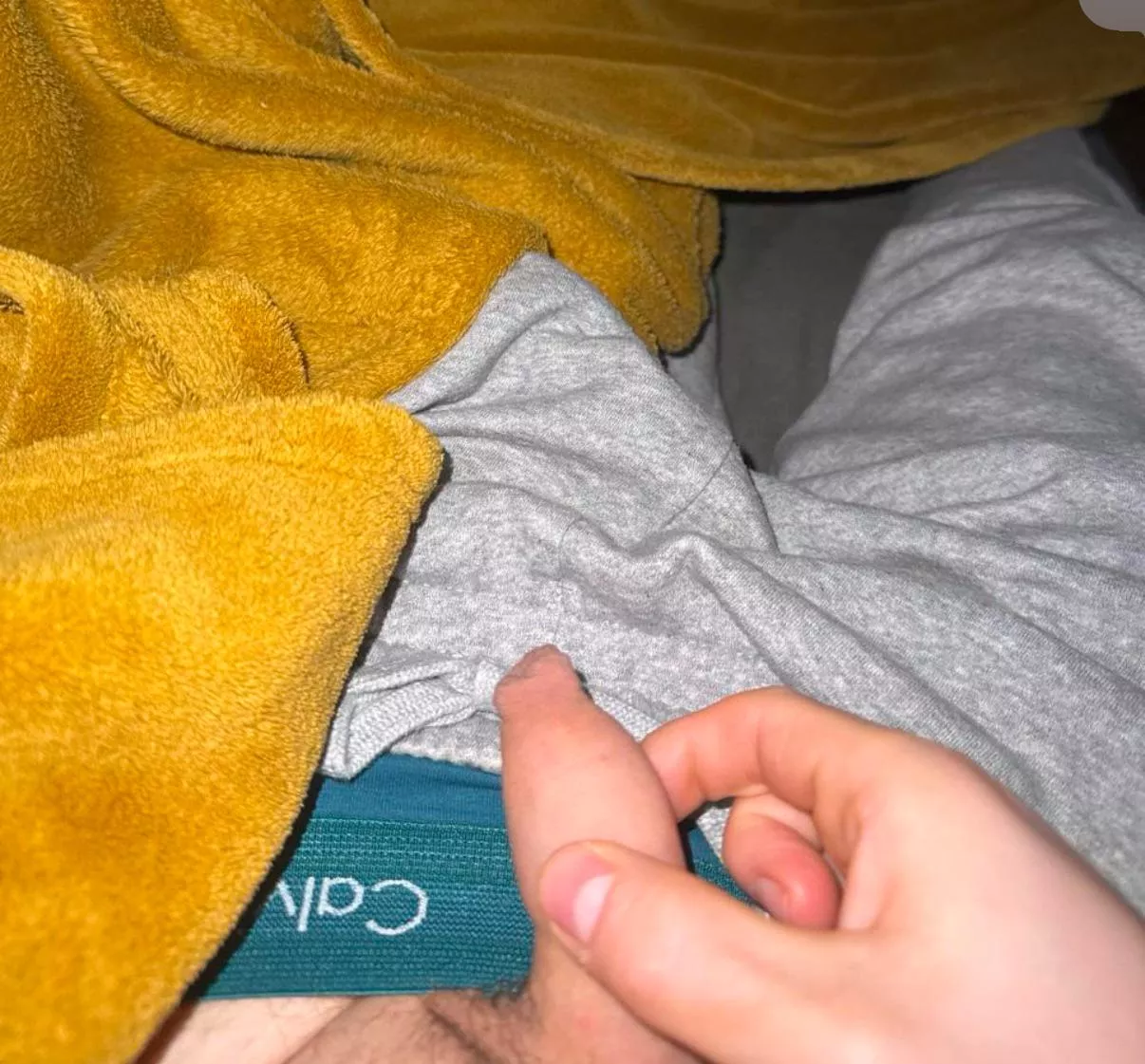 Should i show on holiday all guys at pool how small iam really?