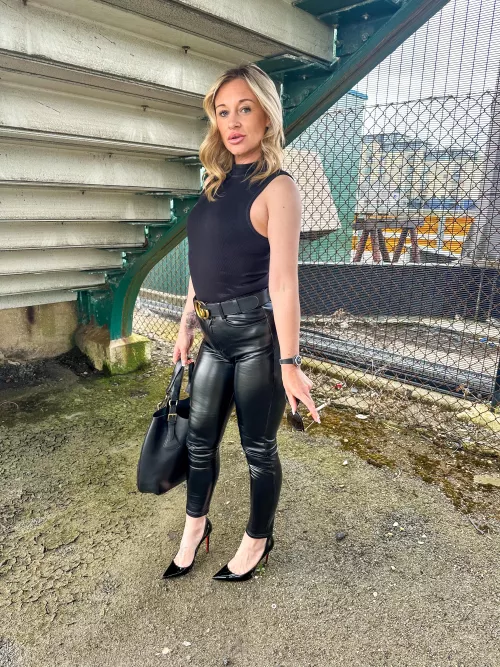 Smoking while I wait... care to keep me company?