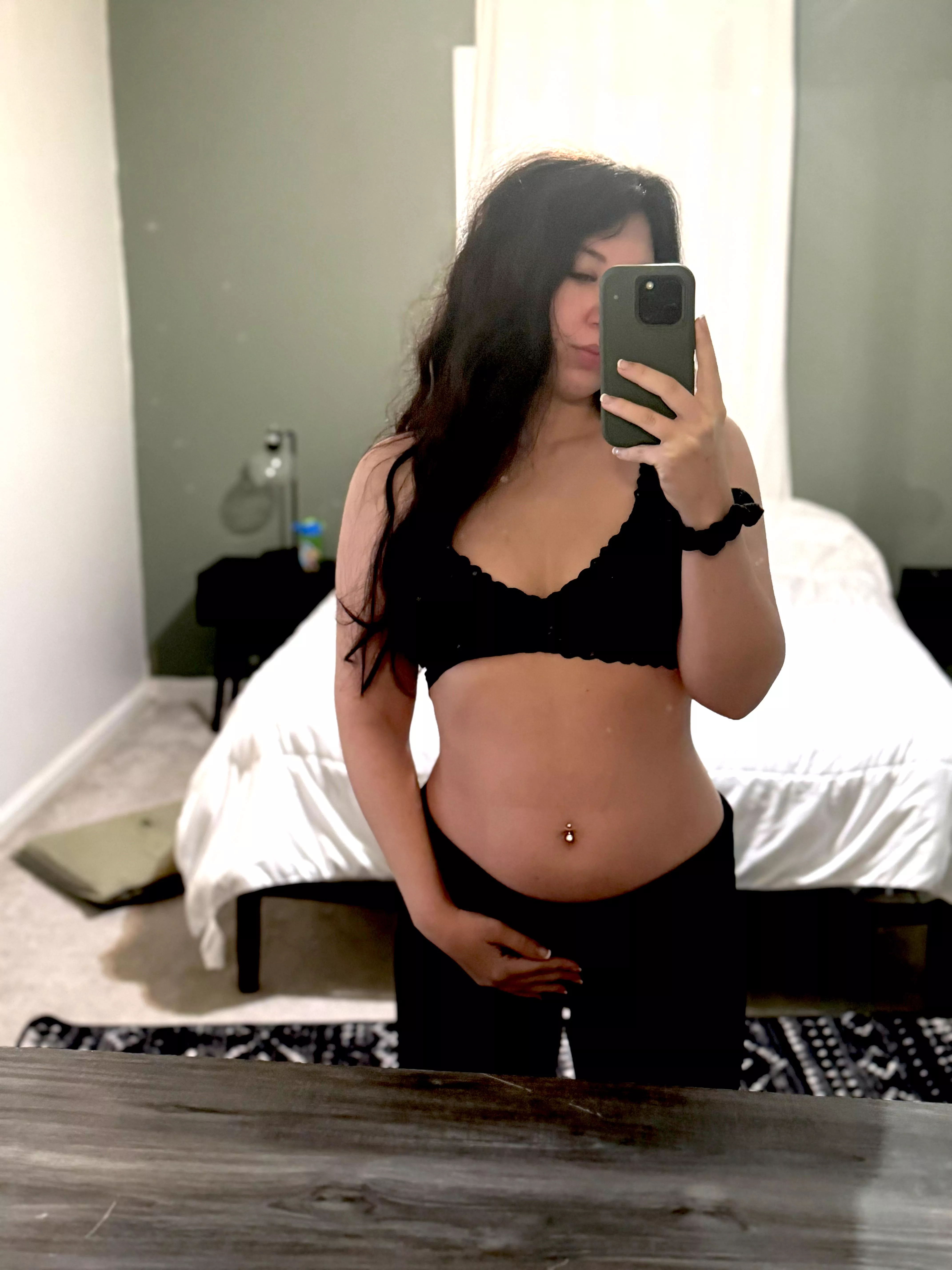 Starting to get belly 