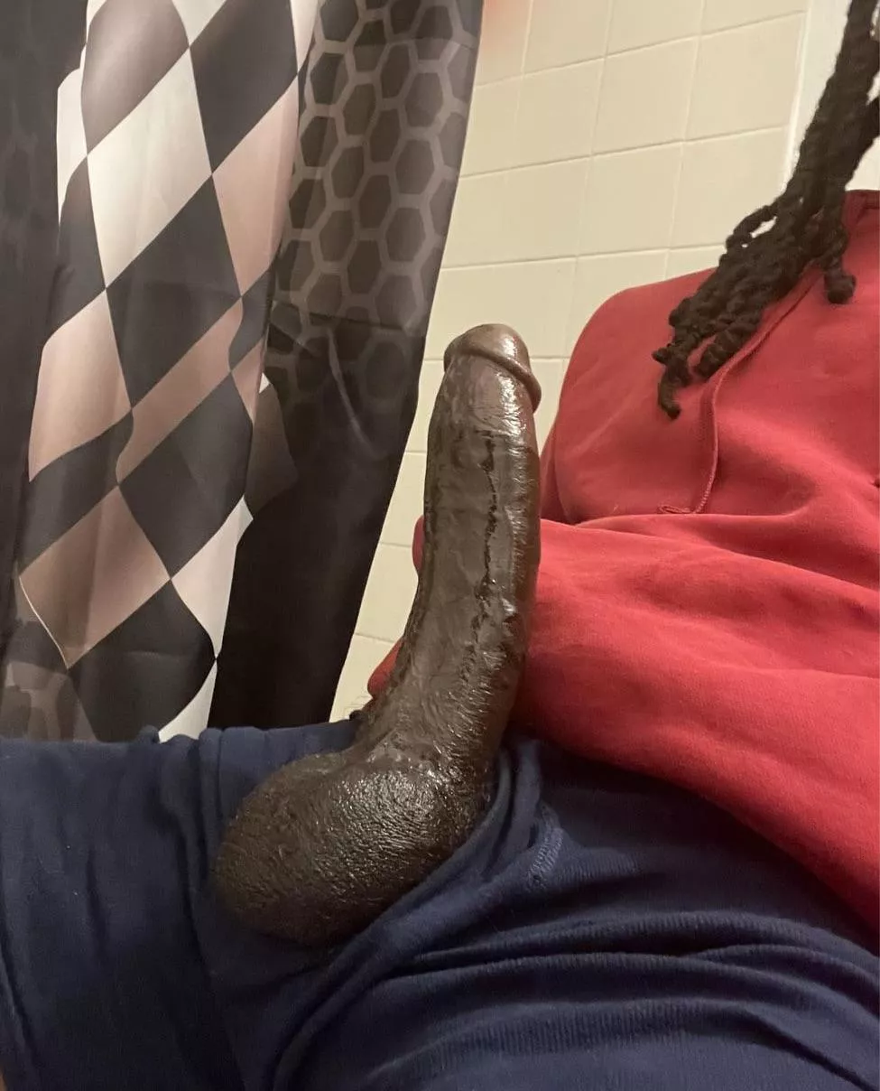 Think how bad you need this fat dick rn