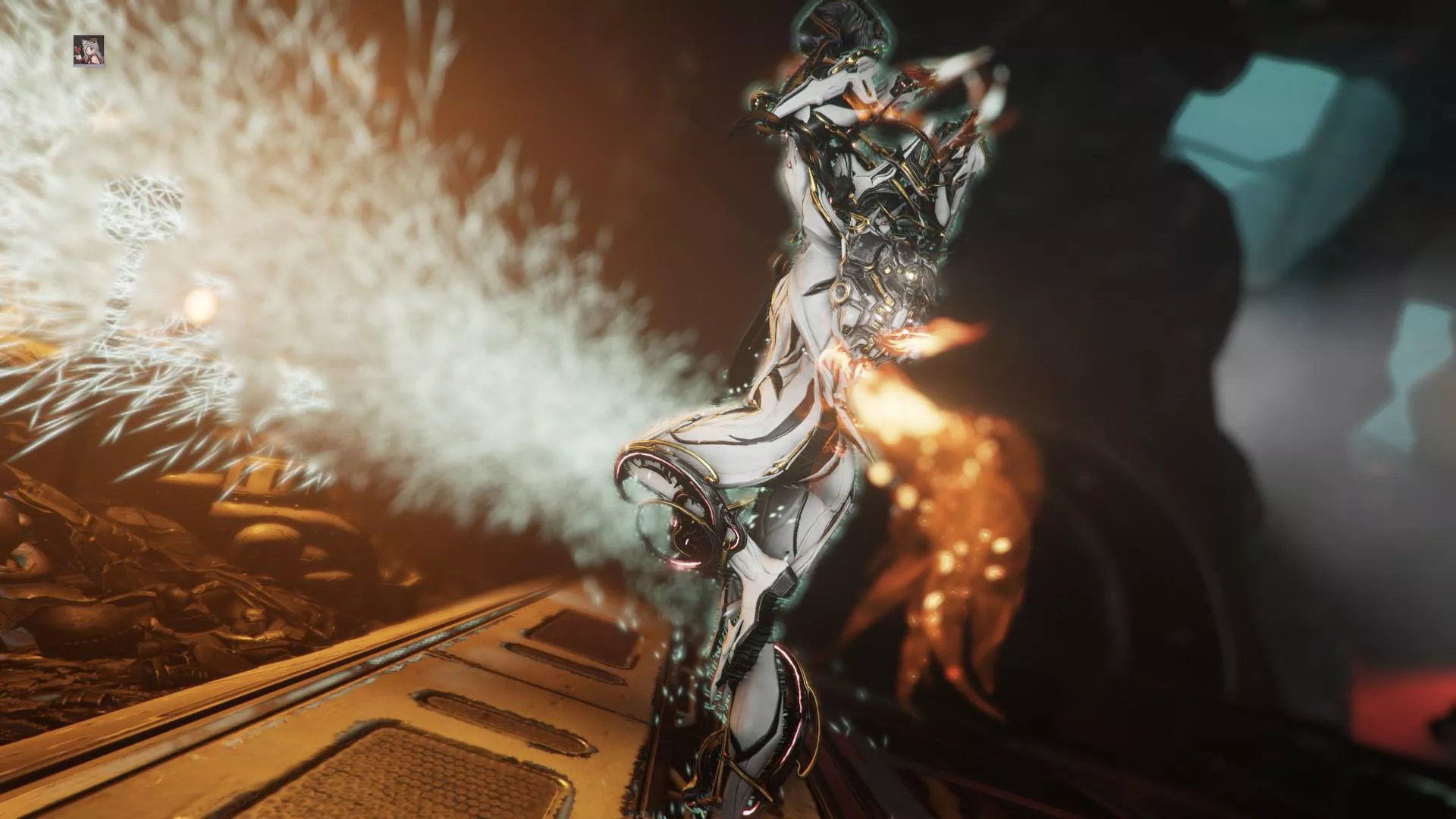 This frames got claws 💋