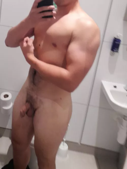 Tiny balls and small cock. 25 uk