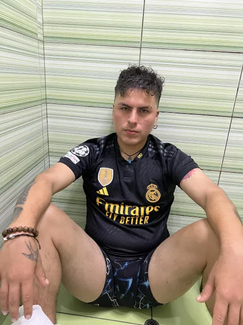 Today was thigh routine day, always improving for the next matches haha.