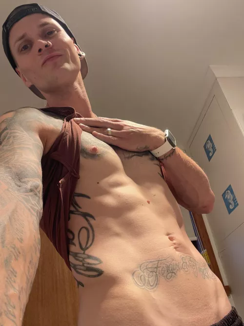 What would you give to be kneeling in front of me right now? Just remember, opening your wallet & locking yourself into a Debt Subscription speaks louder than words ever could. DM me 😈