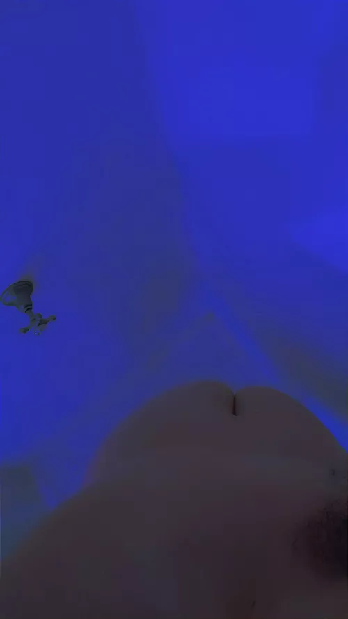 Who wants to be behind me in the shower? 💦