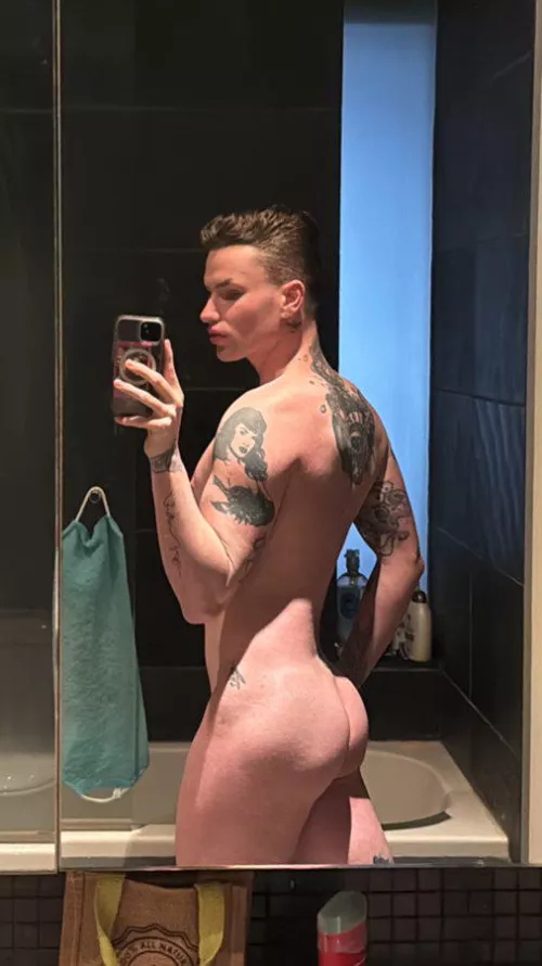 Xana (Canada's Drag Race)