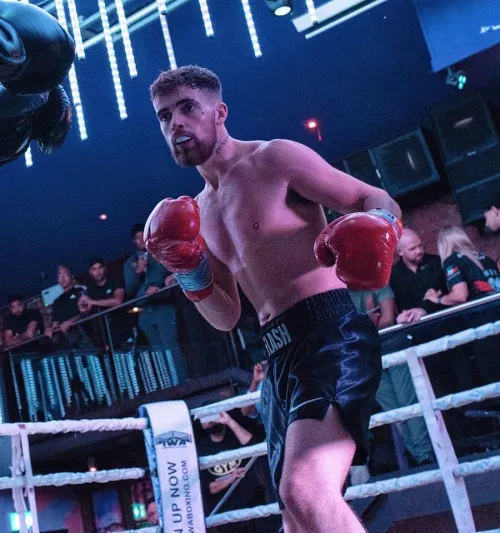 You gotta be capable of violence but know when to use it 🤑like when I beat the fuck out of your wallet 💳 but I’ll let you know your a good boy when I’m done 🧎🏼‍♂️‍➡️