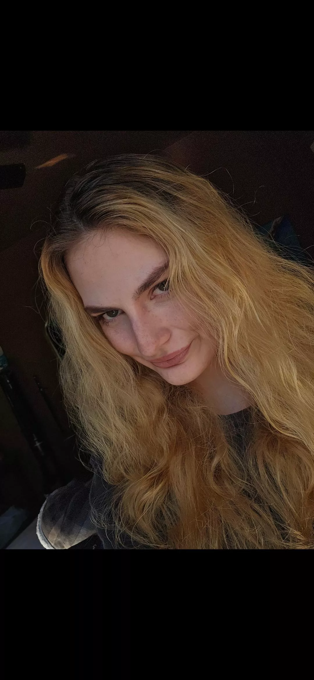 You've been hypnotized by my eyes go ahead and send $30 since they're so enchanting😘