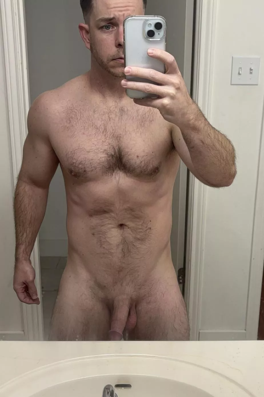 (35) I’m curious what everyone’s ideal body type and age is for a DILF 