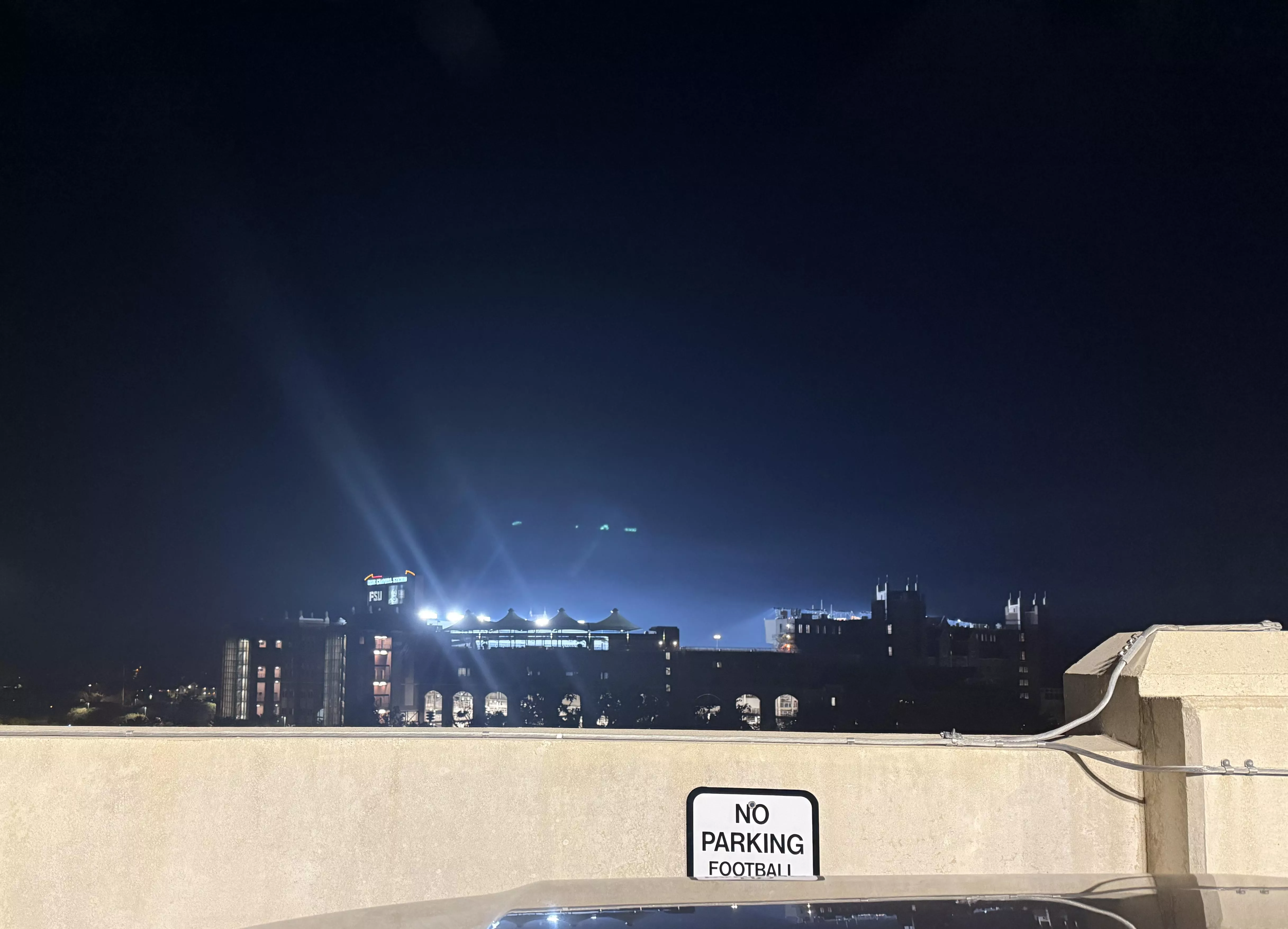 [36M] would any ladies like to join me here tonight for some public fun?