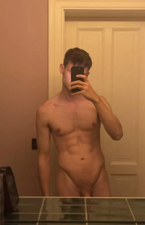 Am I a twink or twunk ?