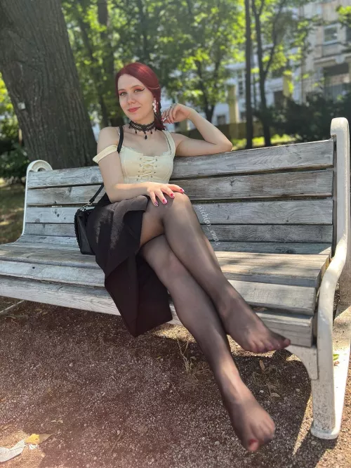 Black tights are so lovely 