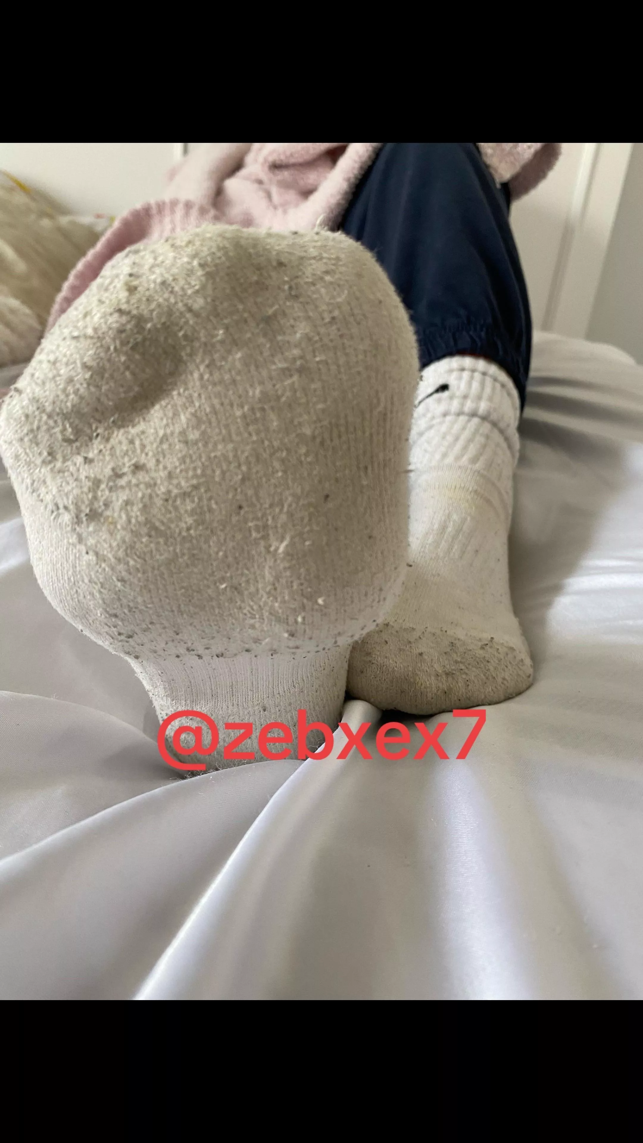 [F] Perfect place for your nose ;)