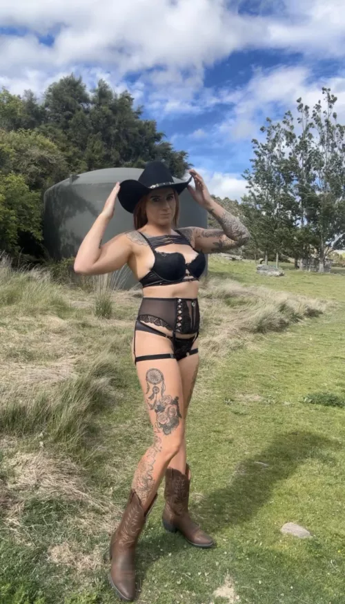 F32 Looking for a M/F to join Auckland/Waikato