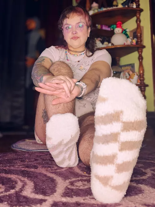 fuzzy clown feet ✨️