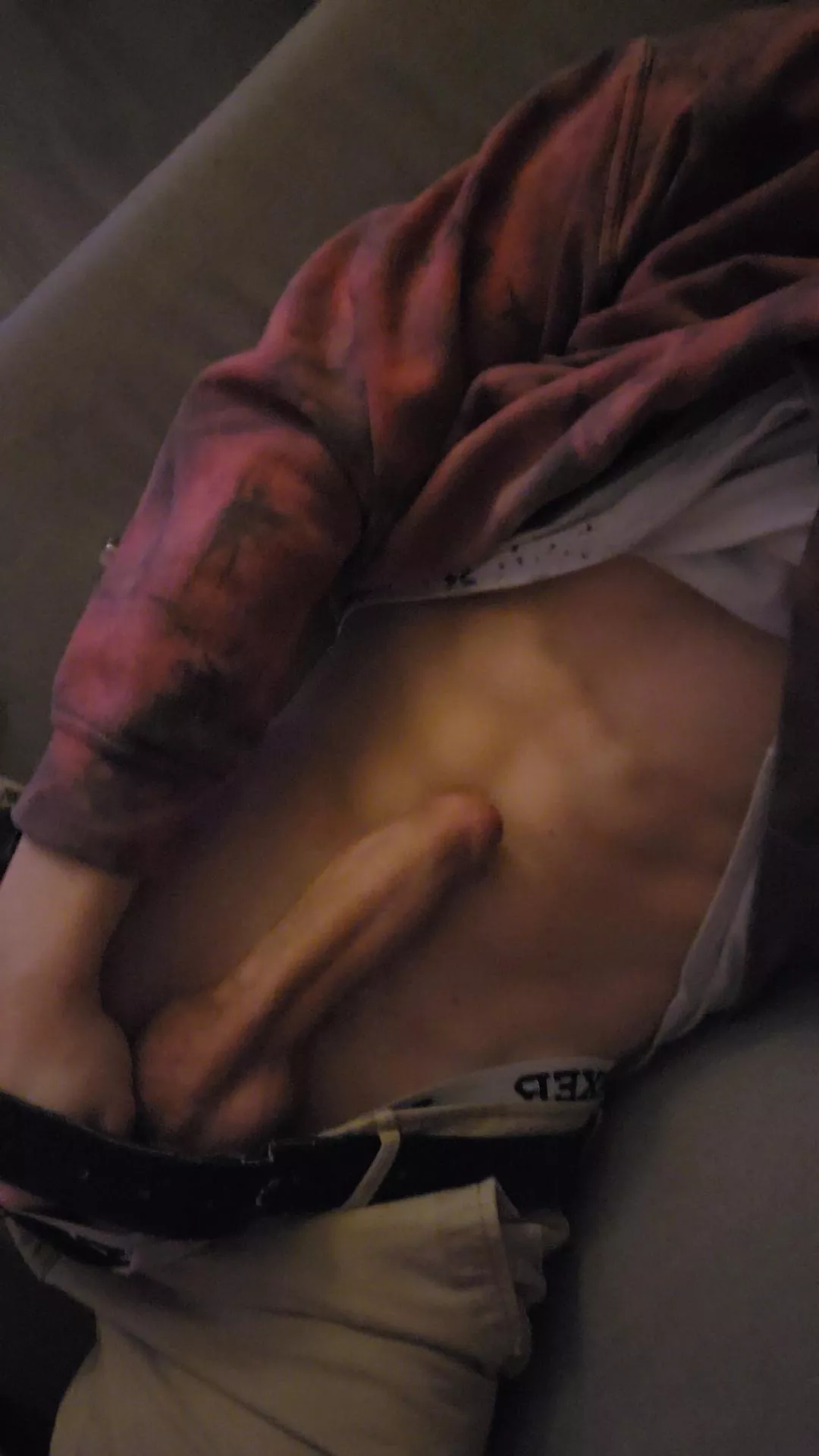 Hope everyone had a good weekend :) any sluts out there want to finish it up by being turned into a sloppy mess? ;)