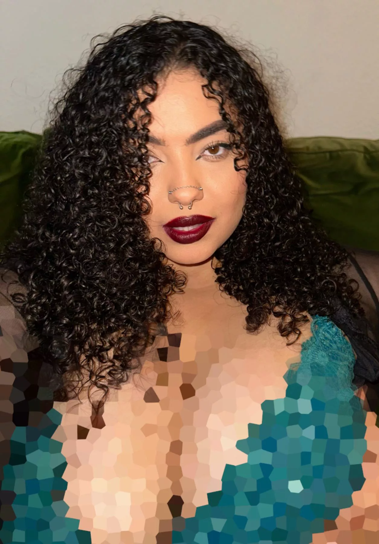 It’s late and these pixels are the only thing on your mind 🥀