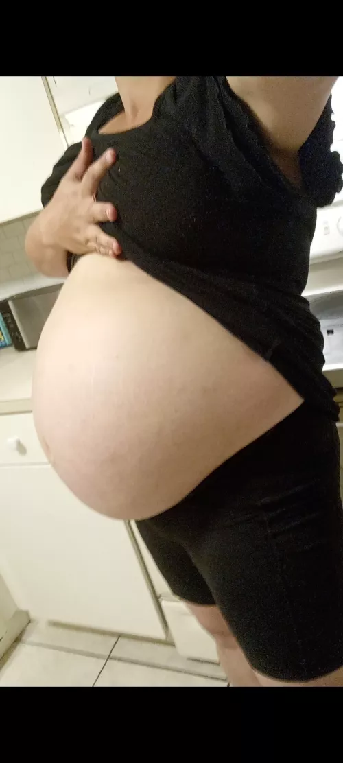 Let's Play Tonight! Wanna Video Chat, Customs, Videos Etc. Ask For Menu 🥵 💋