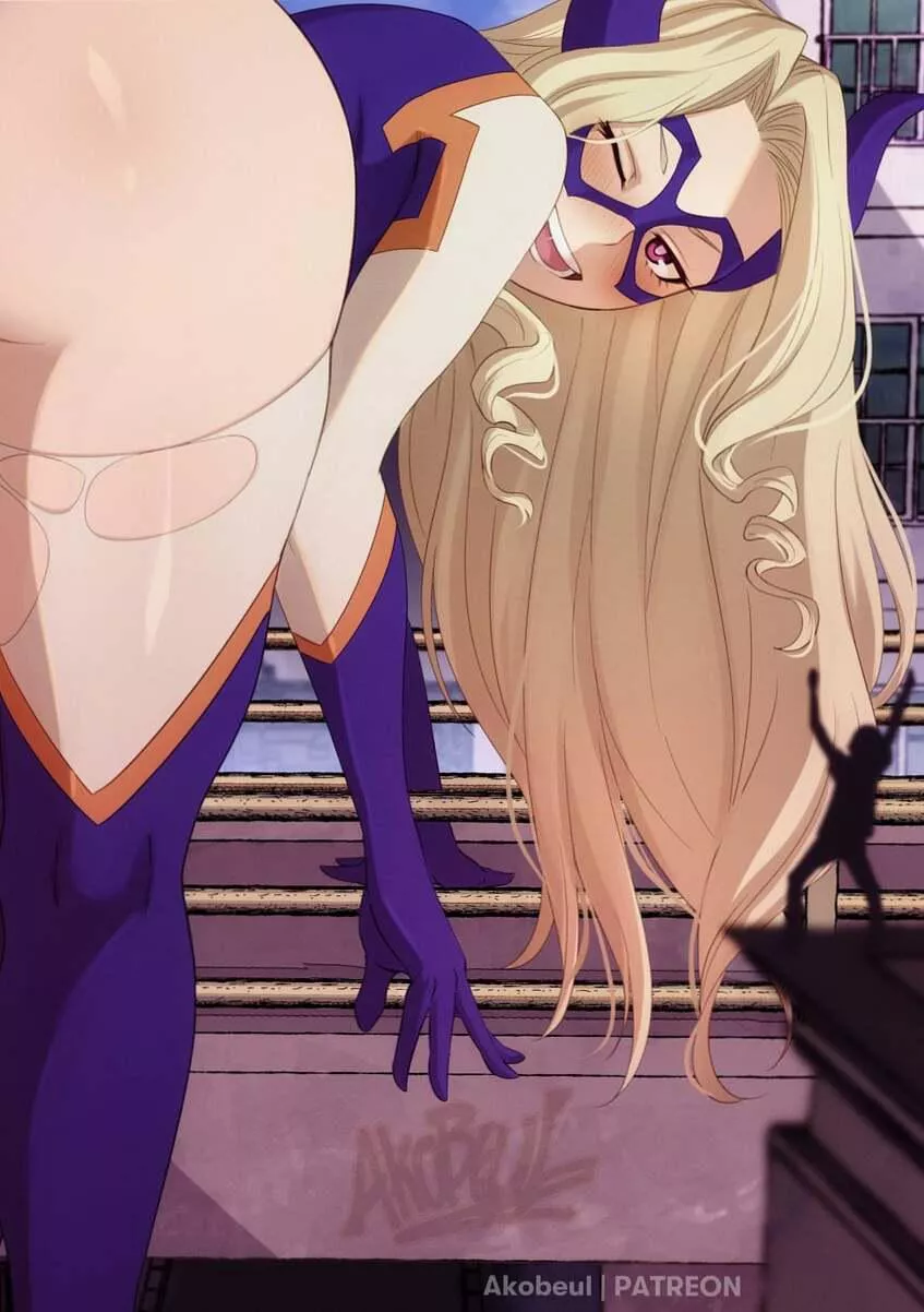 Mount Lady bent over (akobeul)