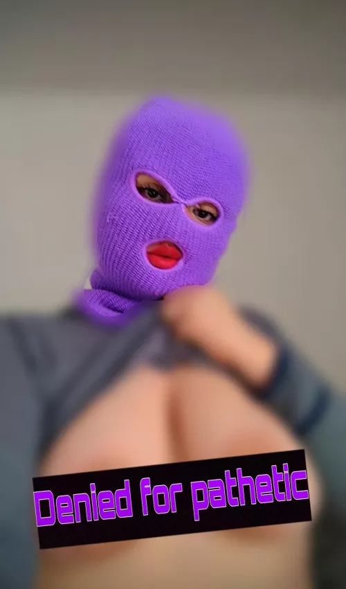 Thank you on your knees 🫵🏻🧎🏻‍♂️❌