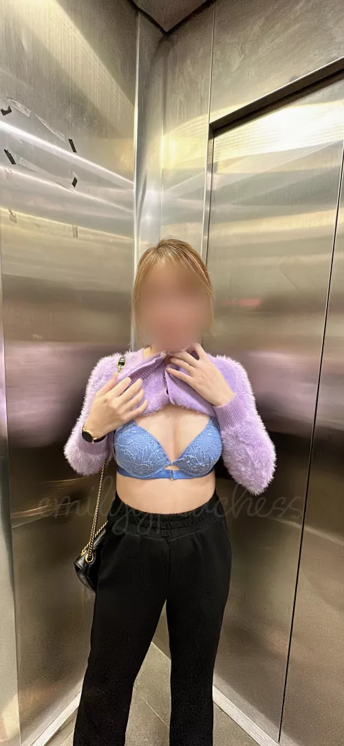 Wanna see more of my wife?