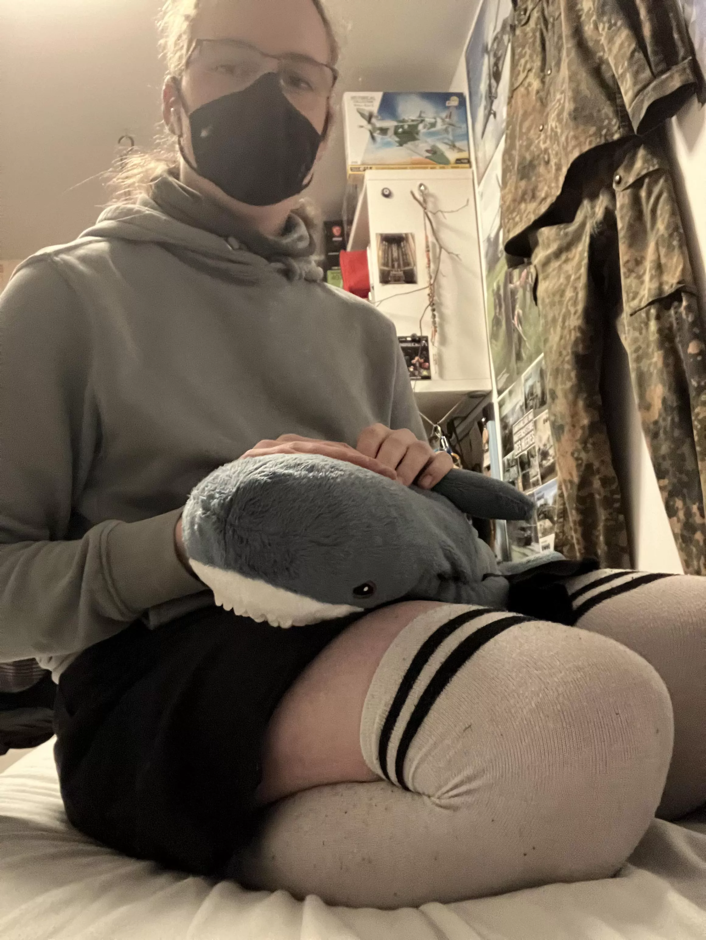 Wie ich ausschau und auf jemanden zum kuscheln warte :3