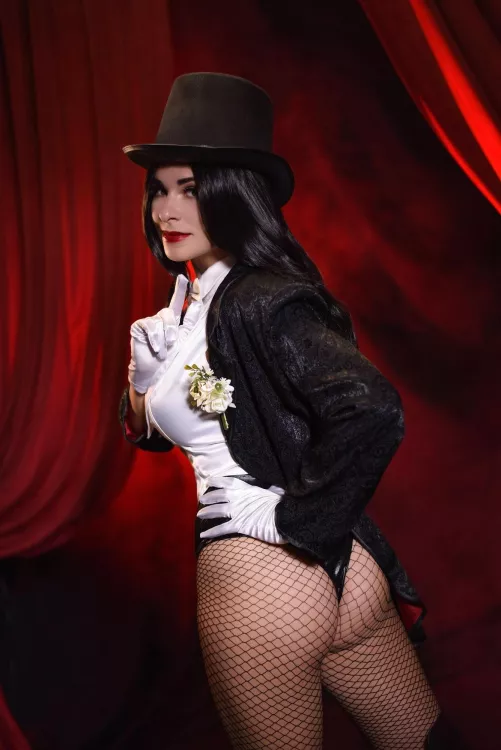 Zatanna cosplay [DC Universe] (Yuna Kairi)