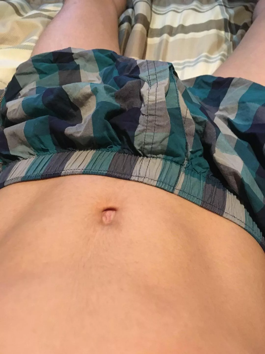 19 years old college guy Looking for a good friend to talk about anything I don’t mind really, I’m into sports, tech, cars, girls, movies and tv. Hooping for some true male bonding that’s never a bad thing. Just be around my age and be cool with sh