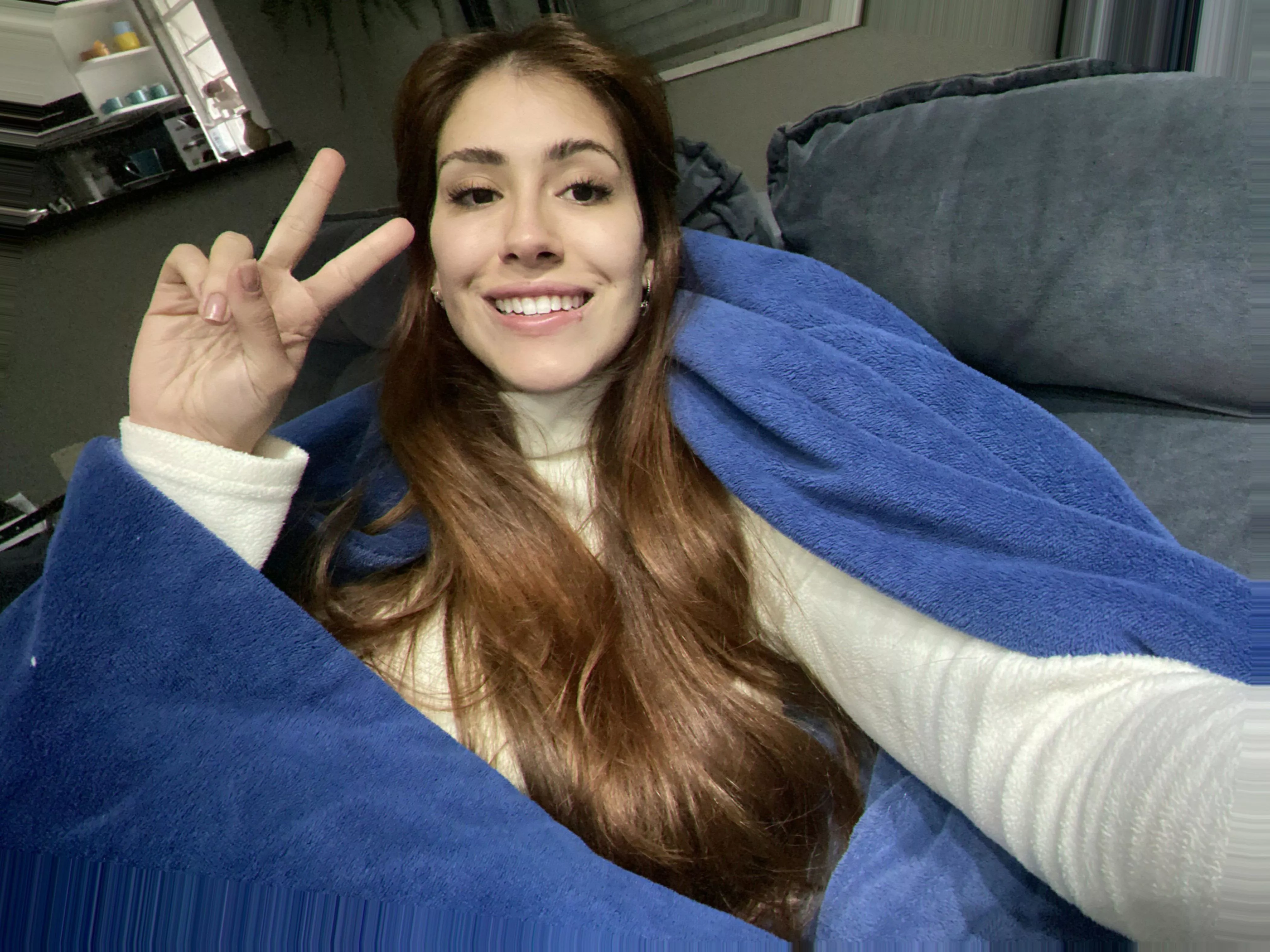 23 (F) 4 (M) Smiling my way through the day