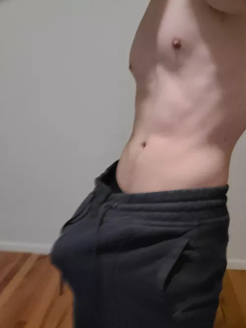 (23) [M4F] Looking for a little company on this white night