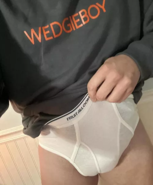 24m I wonder what all of the bullies are gonna say whenever I walk into the gym lockeroom like this.  I have a real humiliation kink ;)