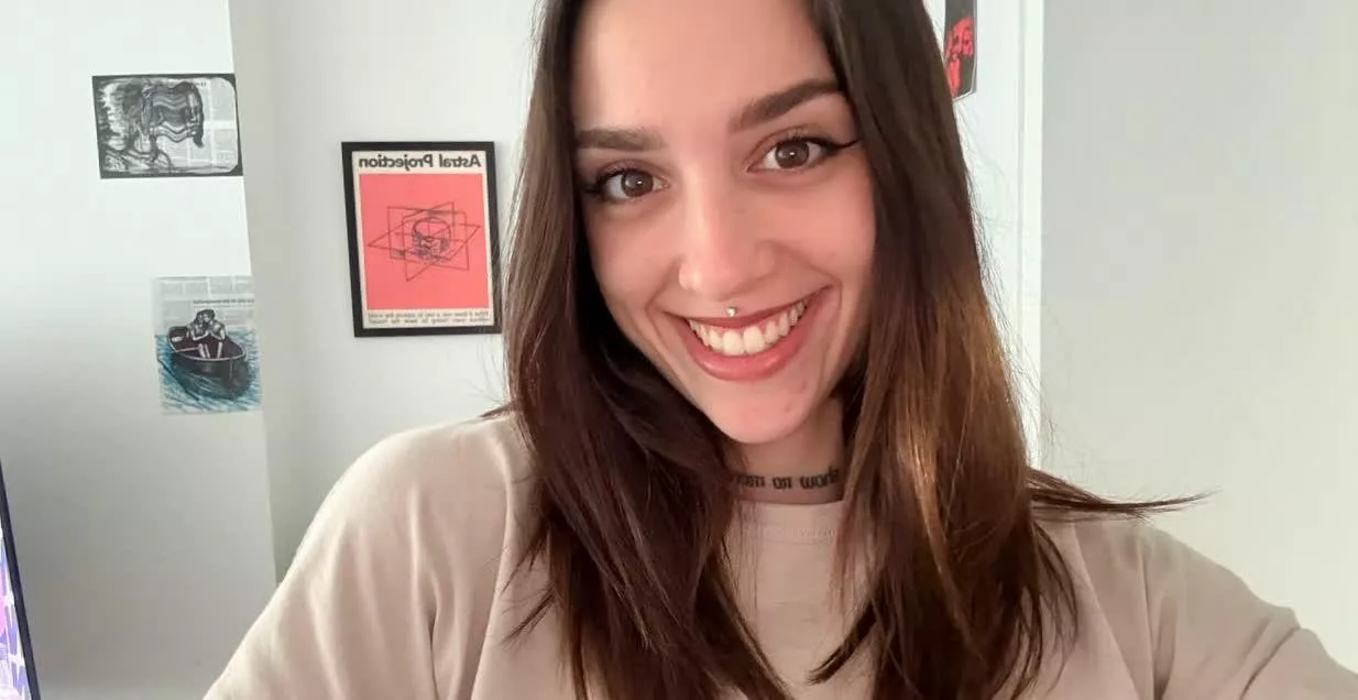 26F Hot mom looking some naughty fun tonight