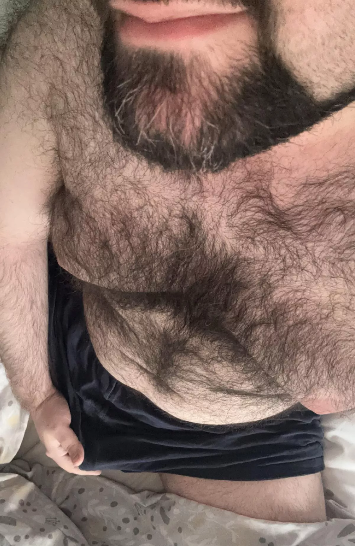 35 UK love Arab cock add my Snapchat sbillet30 I’m vers 