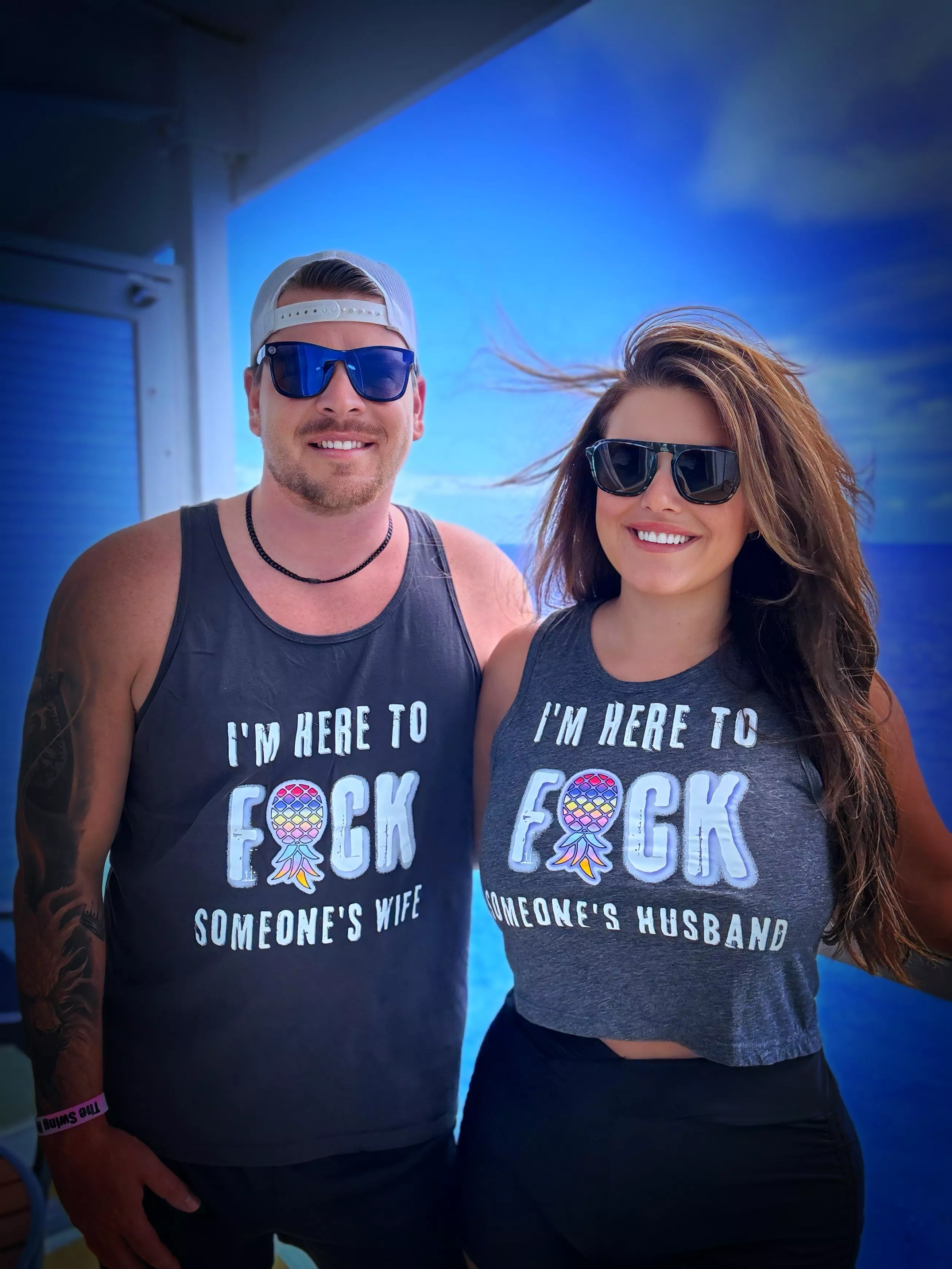 40M Straight / 40F Bi [Nashville TN] Same Room, Full Swap… (OC)