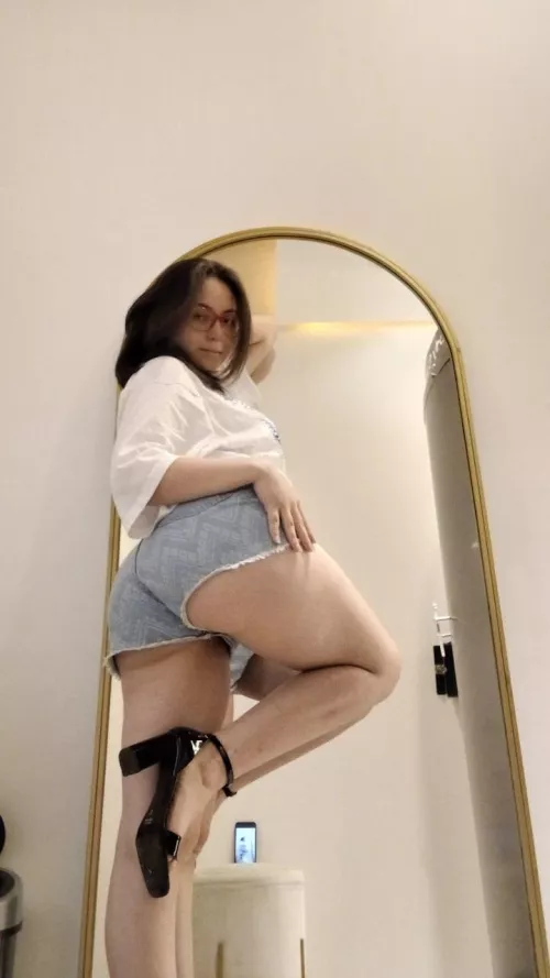 Acting bad so I get spanked 😏