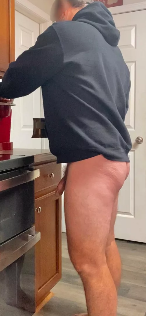 Anyone else feeling a little saucy this AM? Go Dawgs! ☕️🤠