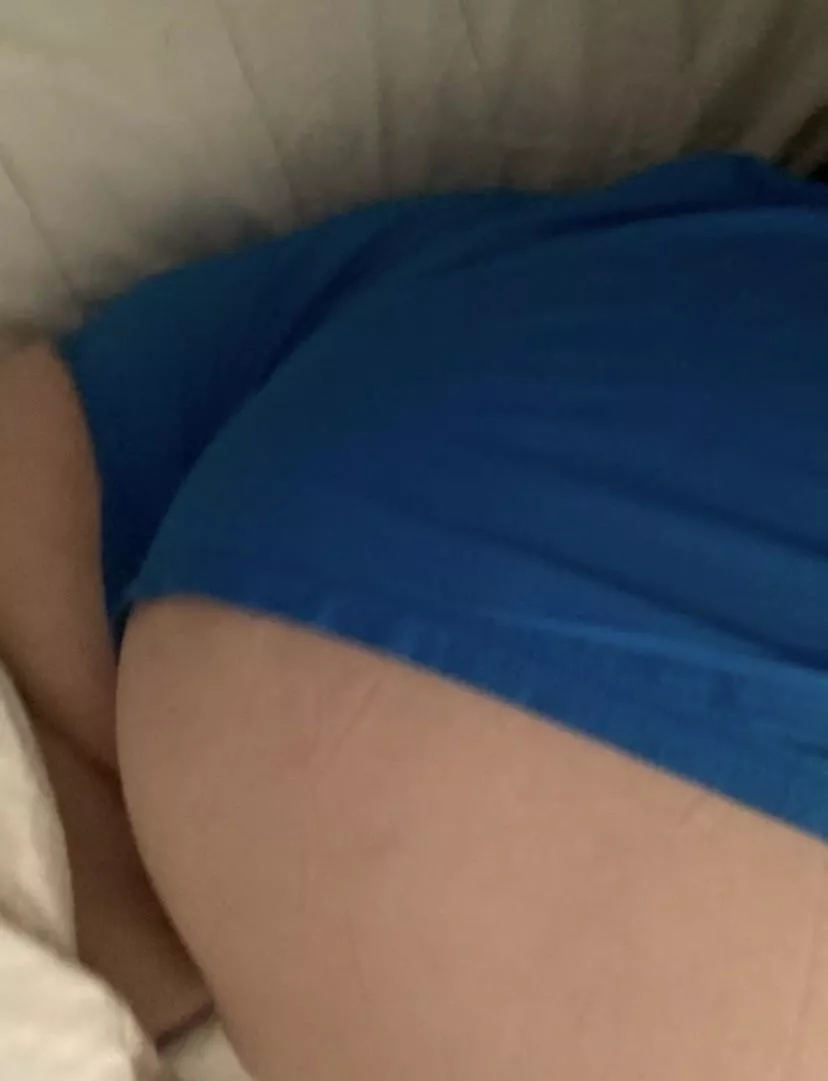 Blue booty shorts just for u💙
