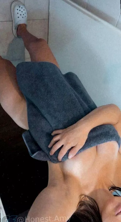 Can I be your secret tonight??!🌸💋