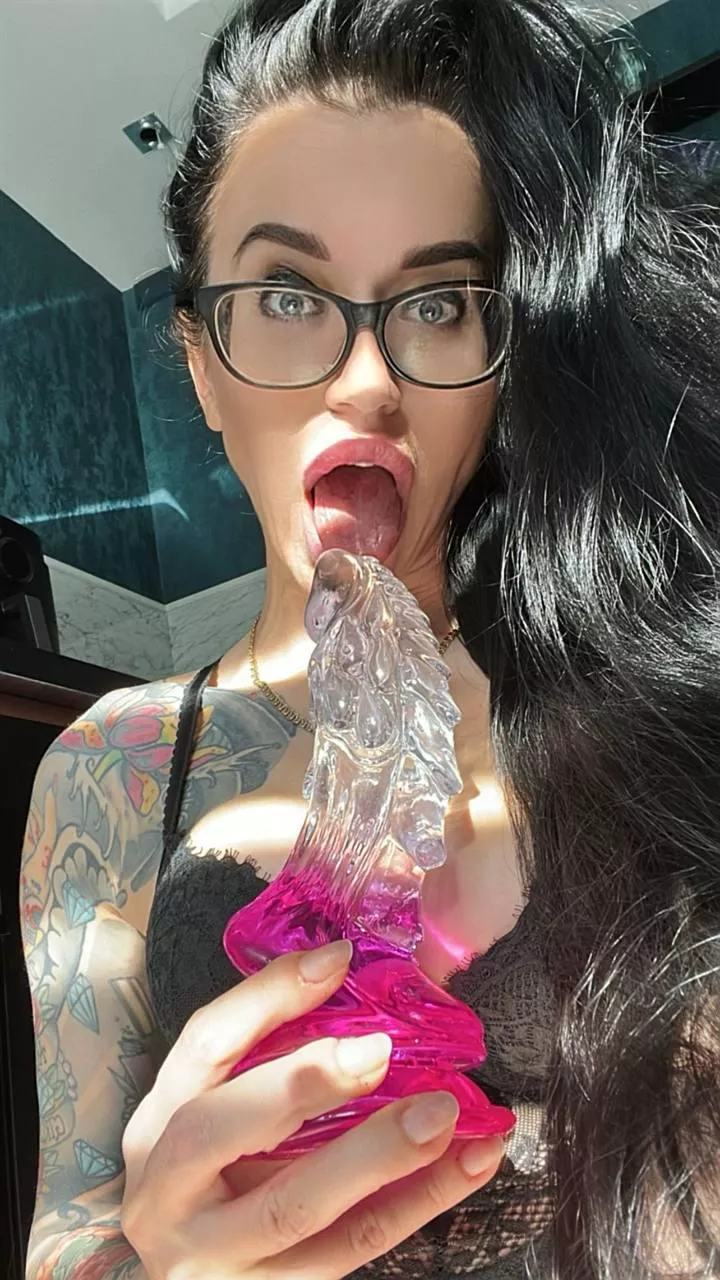 Come spend day naughty together, join me  