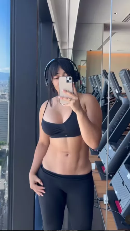 Core workout time at the gym!