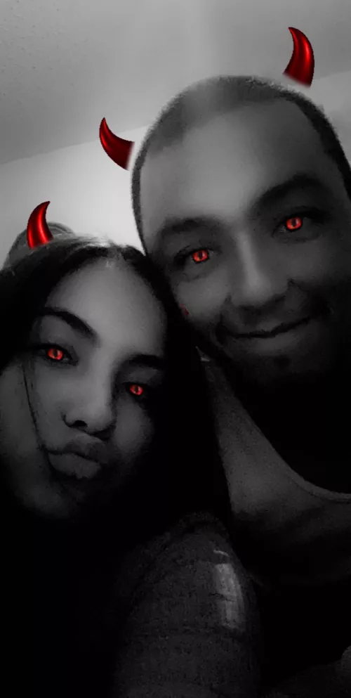 Couple looking to have fun hit us up swap