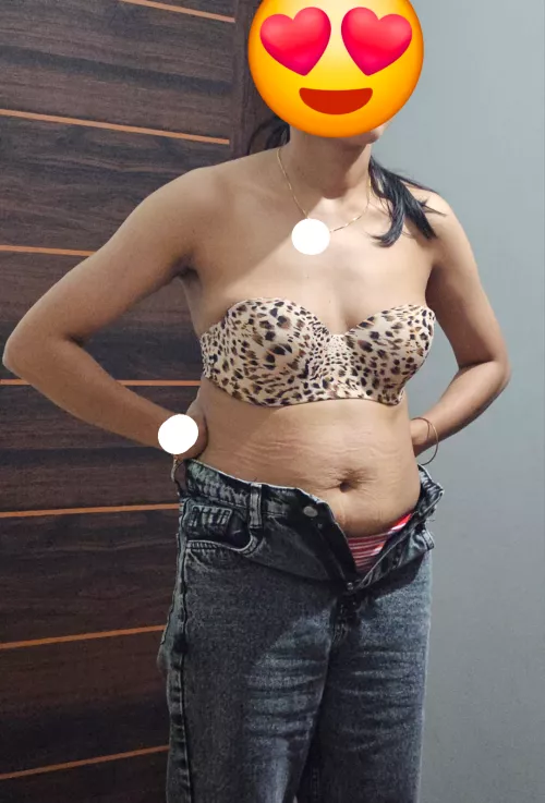 Curious to know about what people thinking about a mallu married muslim hotwife (c)