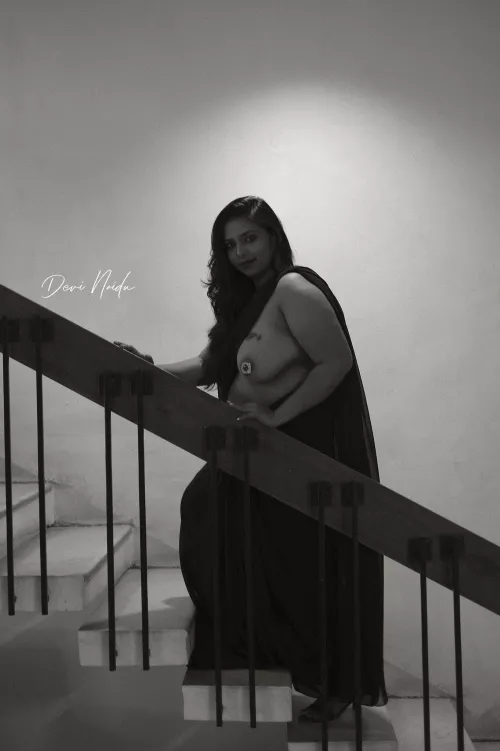 Devi Naidu black saree hotness 