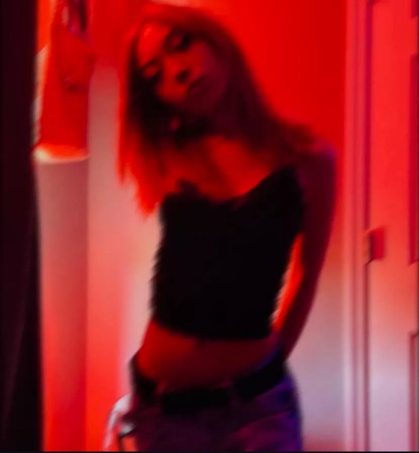 DMs open I’m high and horny 