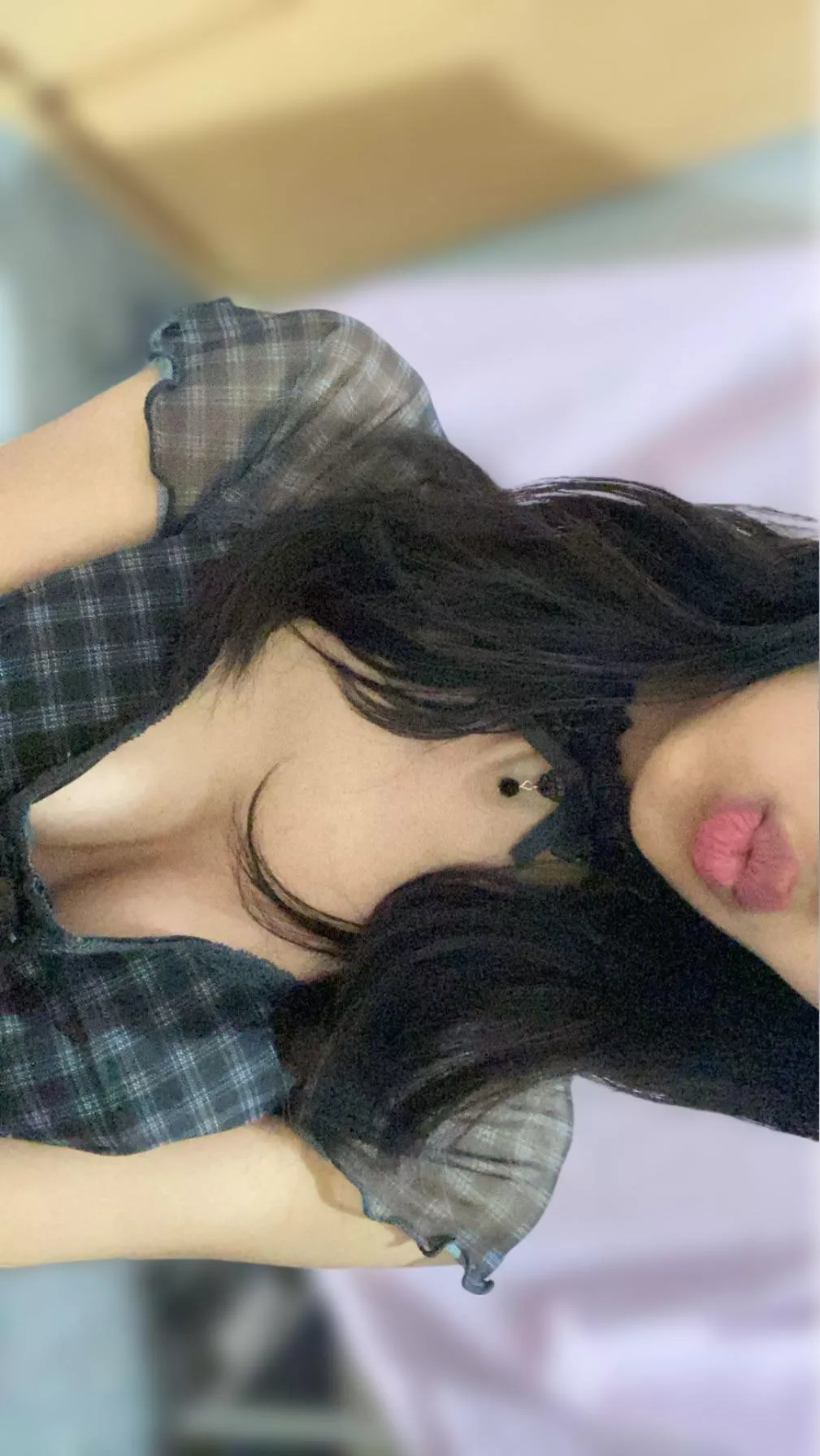 [F18] wearing a collar makes me feel so horny 😵‍💫