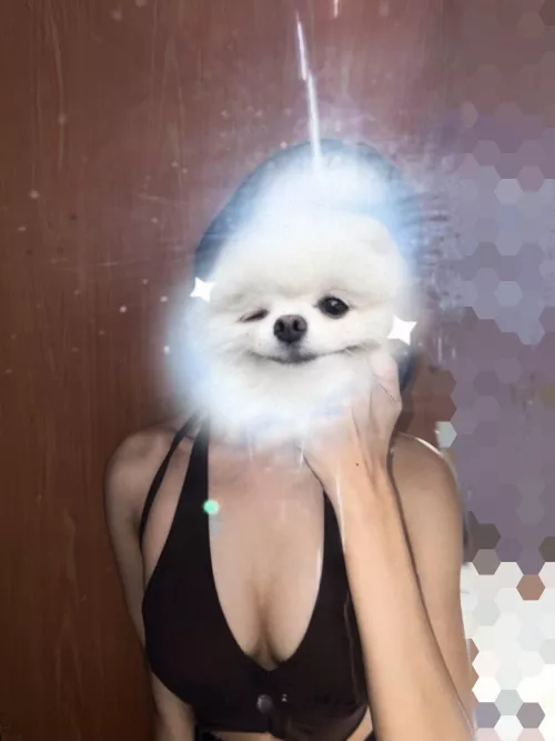 Feeling cute and ready for some fun! 🎉✨