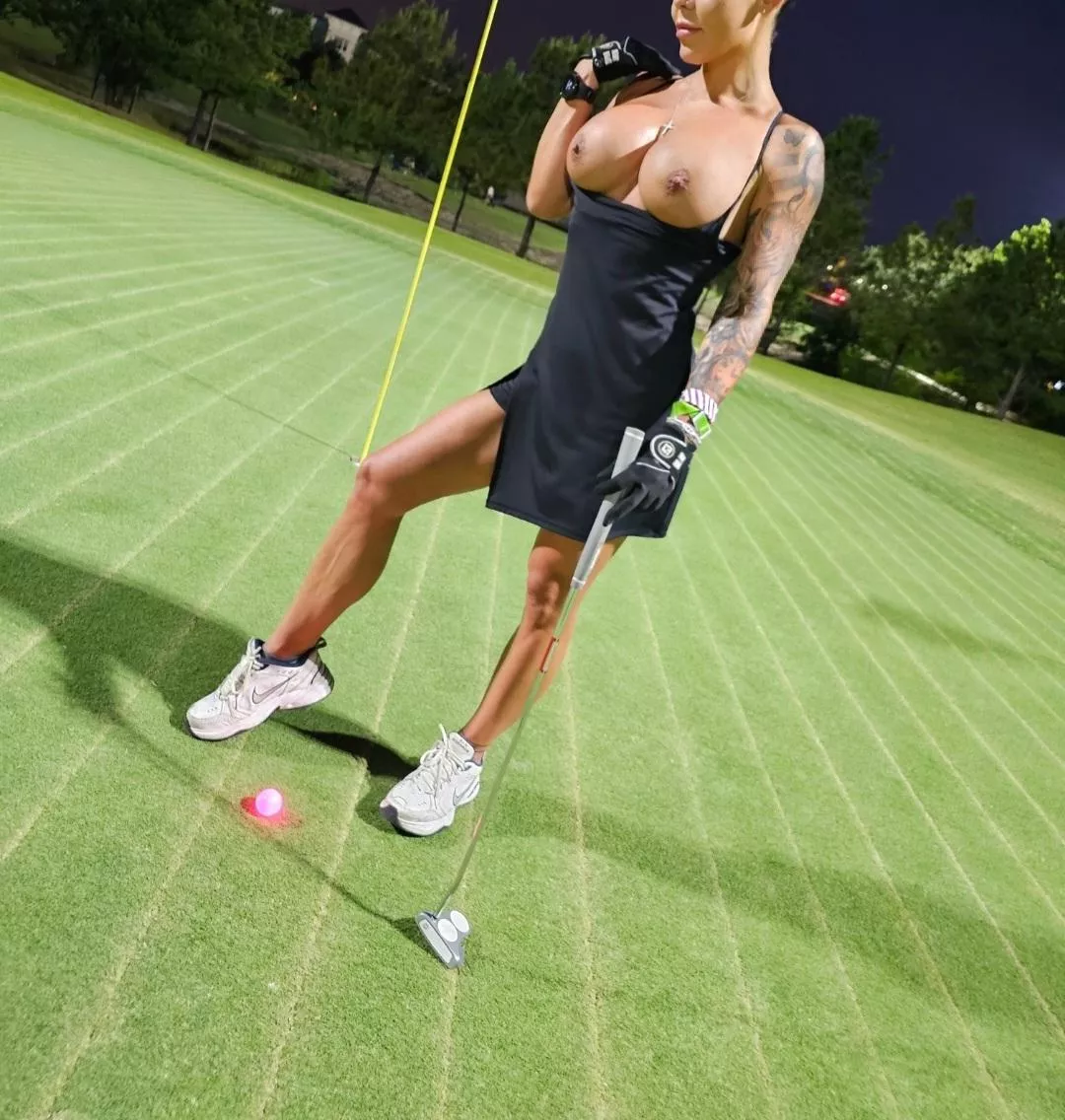 First round of night golf with the guys in Florida and as always giving the winner an extra hole .. or two with me 