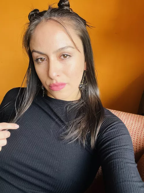 Guess who's in charge here 